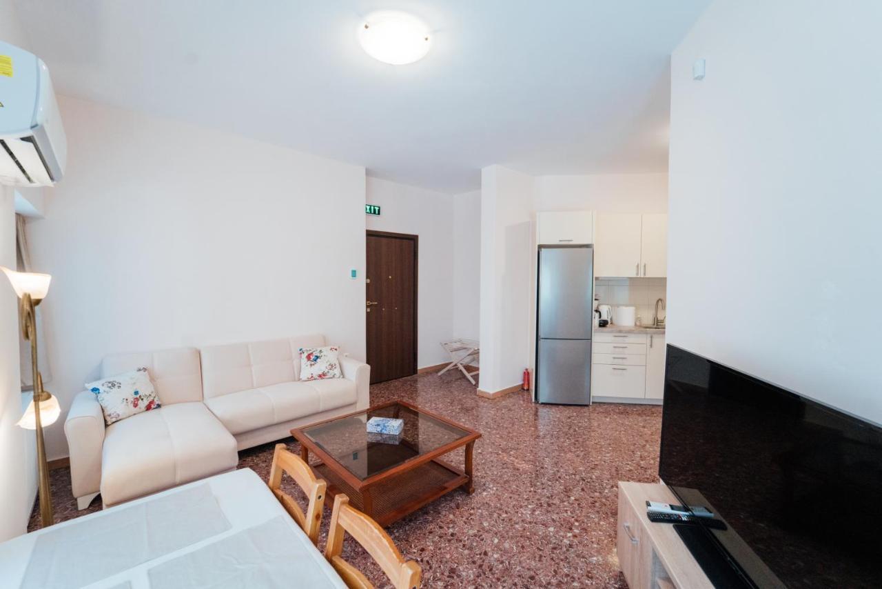Luxury In Plaka - Acropolis Apartment Athens